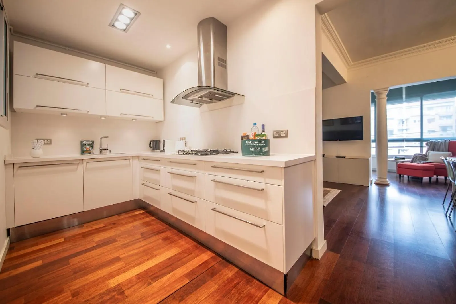 Daire Apartamento De 3 Habitaciones En Sant Antoni Barselona