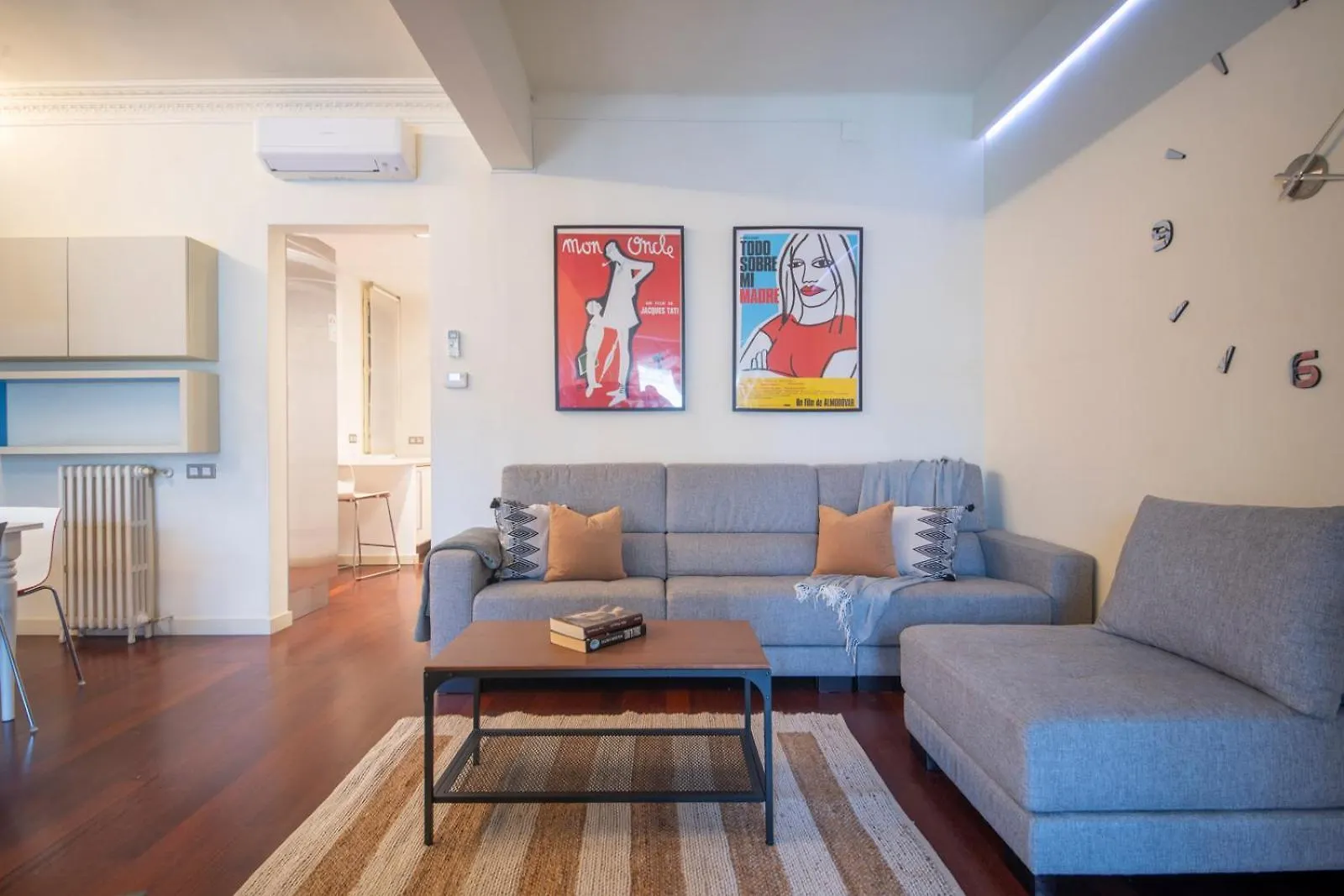 Apartamento De 3 Habitaciones En Sant Antoni Barselona 0*,  İspanya