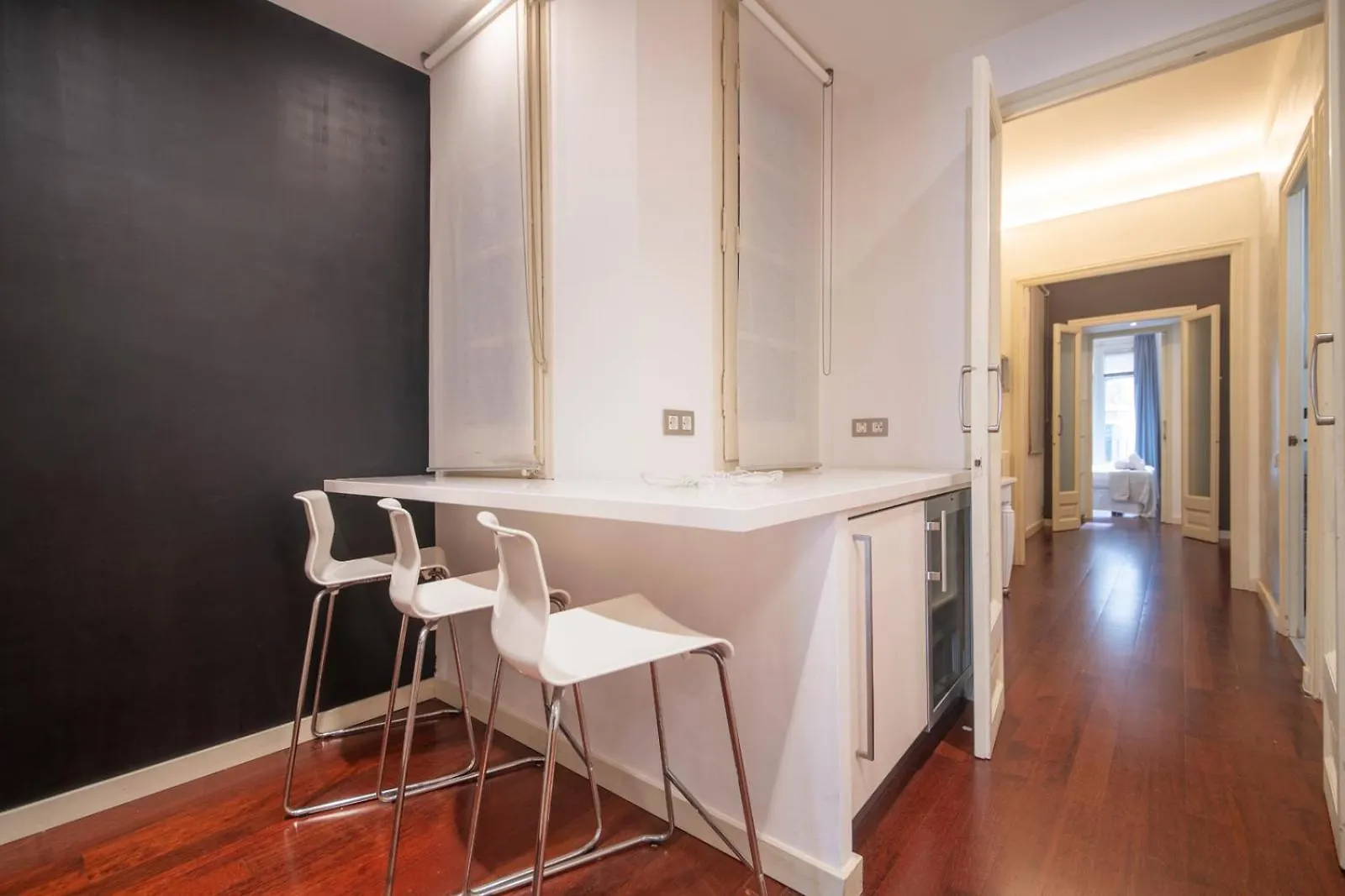Apartamento De 3 Habitaciones En Sant Antoni Barselona